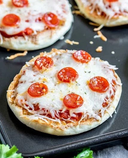 English Muffin Pizzas