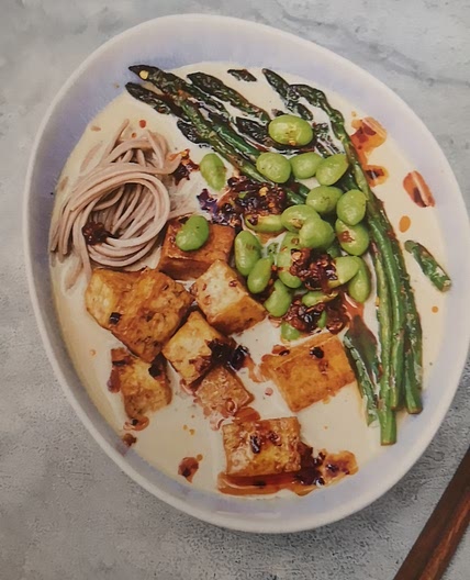 White miso ramen with tofu and asparagud