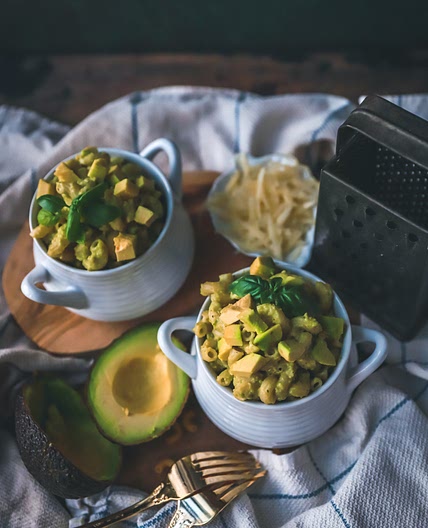Avocado White Cheddar Mac and Cheese