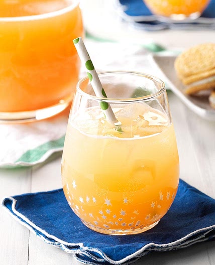 Santa’s Orange-Kissed Cocktail