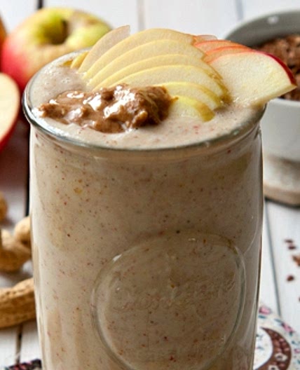 Apple and Peanut Butter Smoothie
