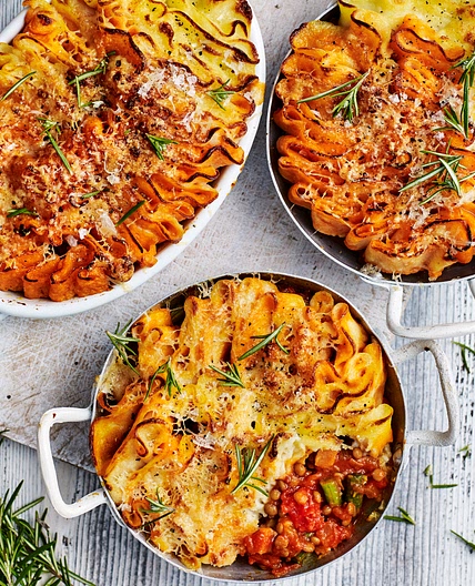Vegetable and lentil pot pie
