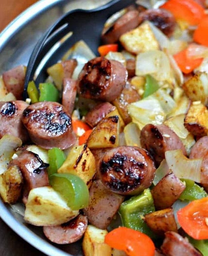 Skillet Sausage & Potatoes