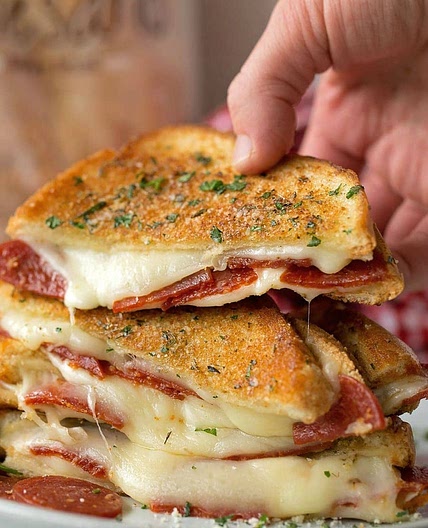 Pepperoni Pizza Grilled Cheese recipe