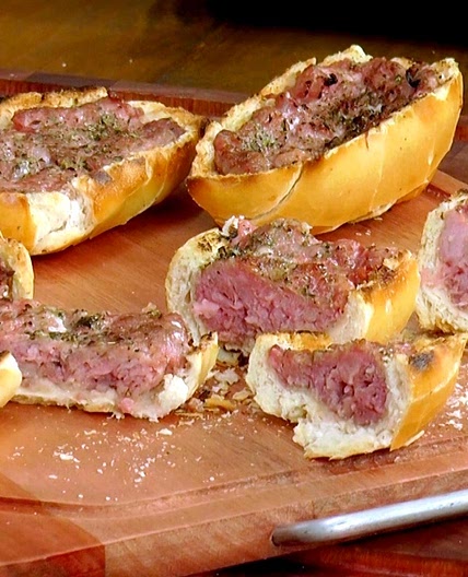 Pão com linguiça