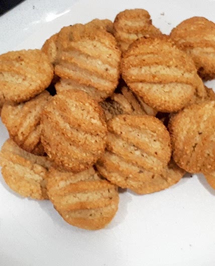 Biscoitinhos de amendoim low carb
