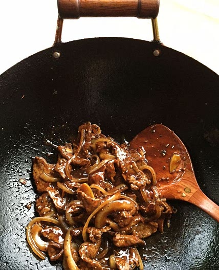 Stir-Fried Beef with Black Pepper Recipe - Viet World Kitchen