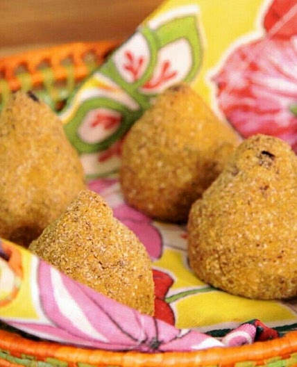 Coxinha fit de batata doce sem glúten e lactose