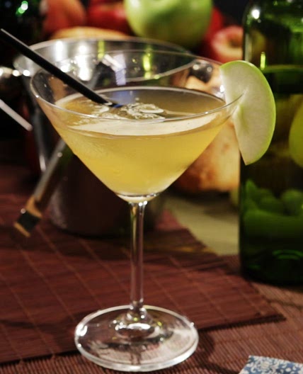 Vinho branco com maçã verde