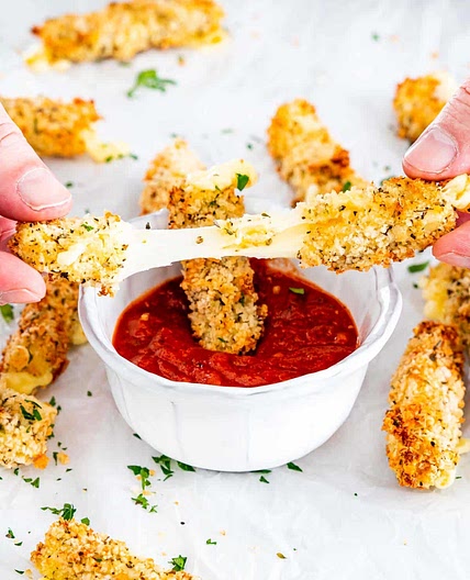 Air Fryer Mozzarella Sticks