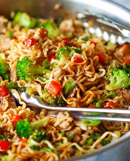 Chicken ramen noodle stir fry