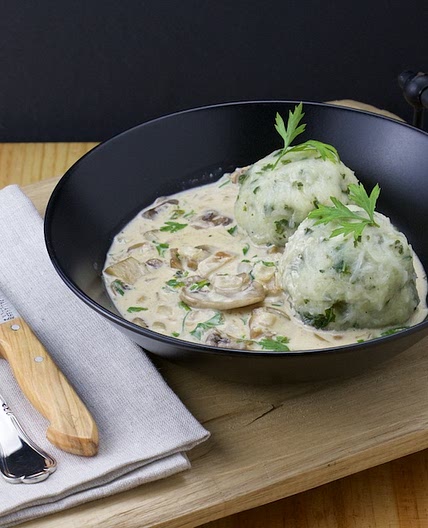 Mushroom sauce and Kale Knödel