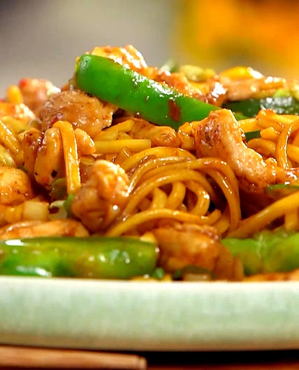Ching's sweet chilli chicken chow mein