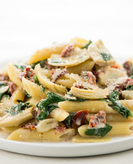 Creamy Spinach & Artichoke Penne Pasta with sun-dried tomatoes