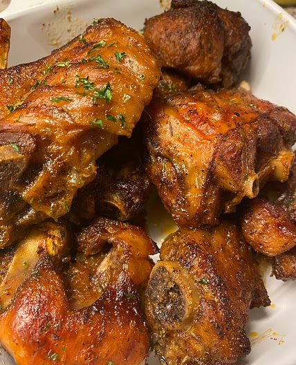 Smothered Turkey Wings 