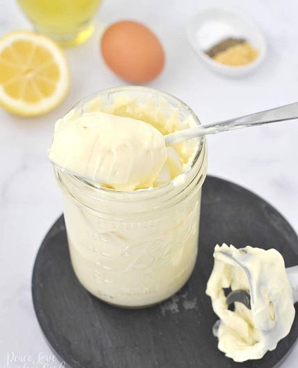 2 Minute Avocado Oil Mayo