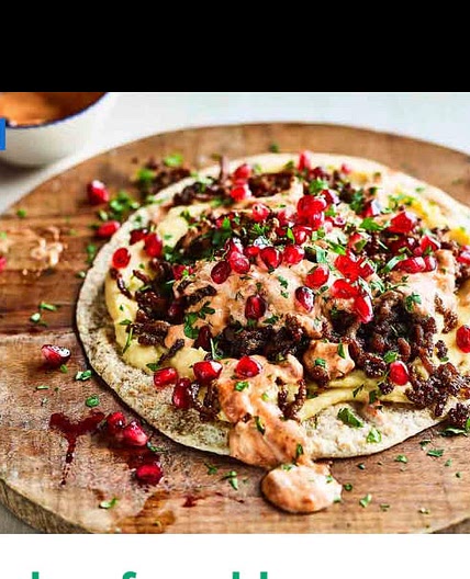 Crispy beef and hummus flatbread
