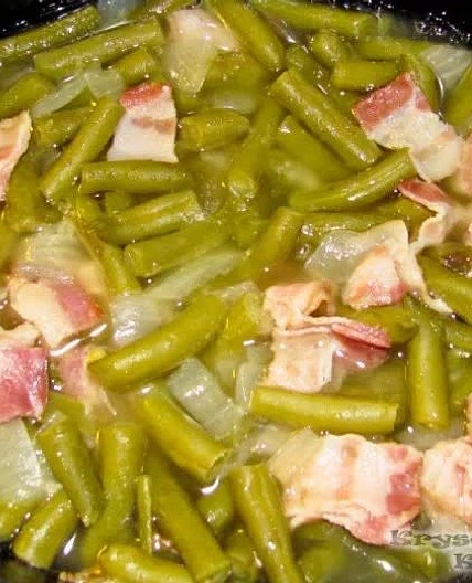 Slow Cooker Green Beans with Bacon