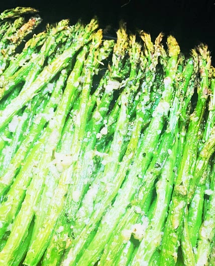 Garlic Parmesan Air Fryer Asparagus