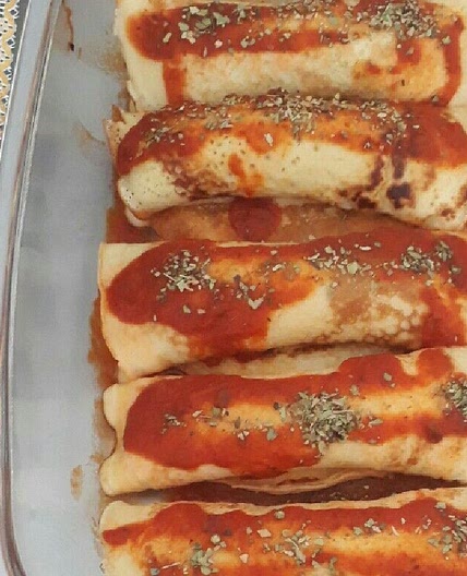 Panqueca de frango desfiado