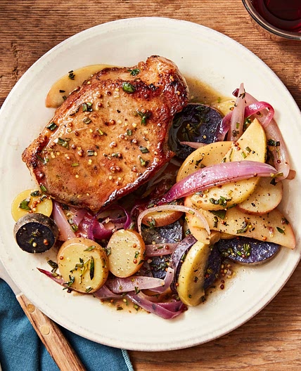 Pork Chops with Apples, Potatoes & Onions