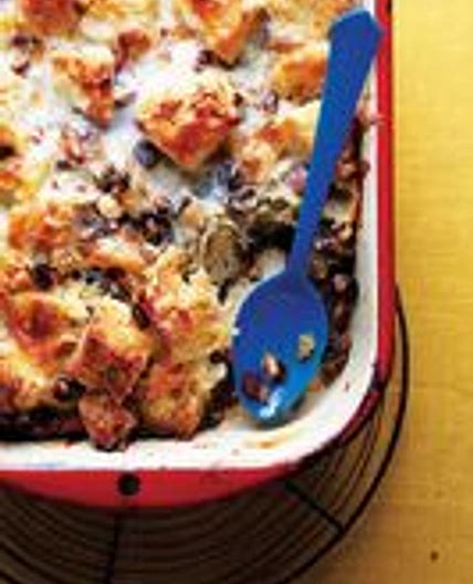 Mexican Bread Pudding (Capirotada)