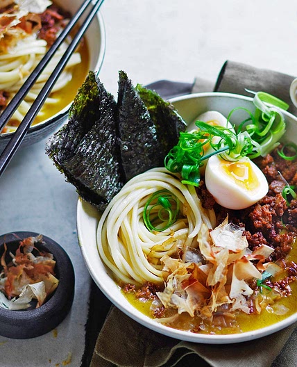Japanese egg pork curry soup