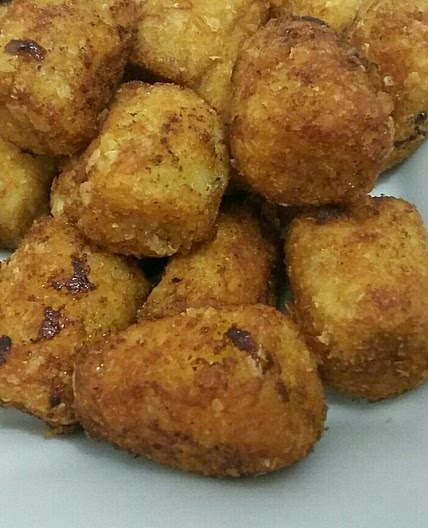 Banana frita crocante