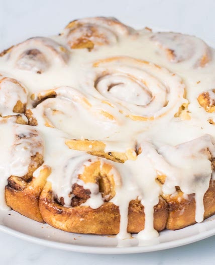 Make the Perfect Cinnamon Rolls With Vanilla Frosting