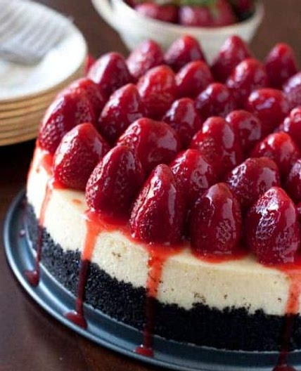 Strawberry Cheesecake with an Oreo Cookie Crust
