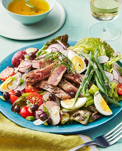 Grilled Tuna Nicoise Salad with Anchovy Dressing