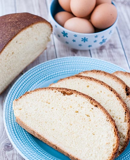 Azores Sweet Bread (Folar or Pão Doce)