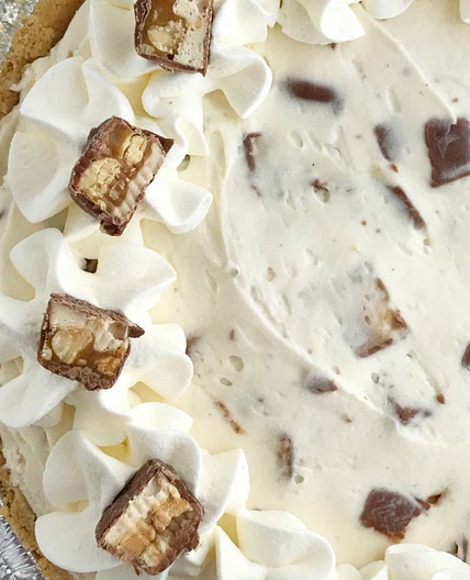 No Bake Snickers Cheesecake Pie