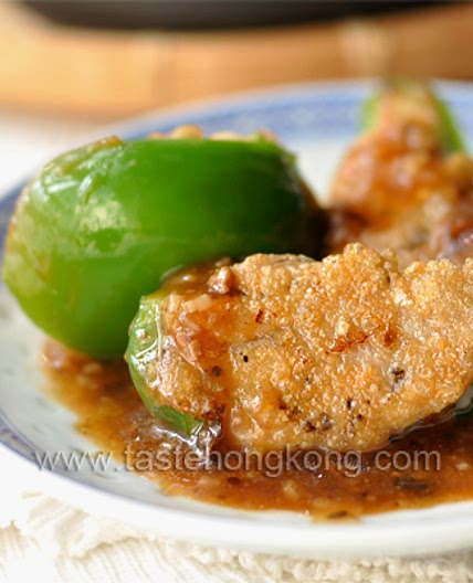Fried Stuffed Bell Peppers with Homemade Black Bean Sauce, Chinese Style | Hong Kong Food Blog with Recipes, Cooking Tips mostly of Chinese and Asian styles | Taste Hong Kong