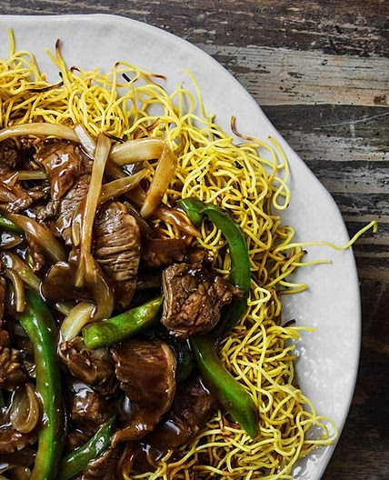 Crispy Cantonese Beef Chow Mein
