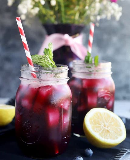 Berry Apple Cooler Mocktail