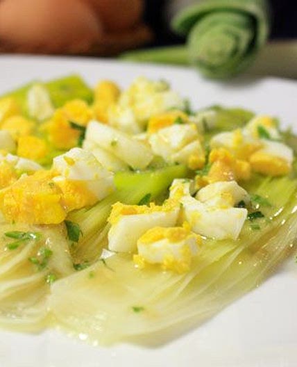 Porri alla vinaigrette al vapore