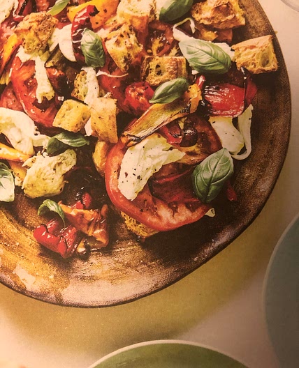 Tomato and roasted pepper summer salad 