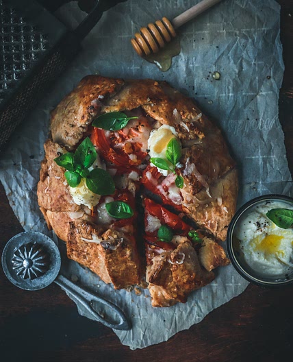 Easy Tomato Pesto Galette