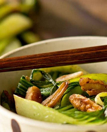 Bok Choy with Pecans and Lemongrass Recipe | Yummly