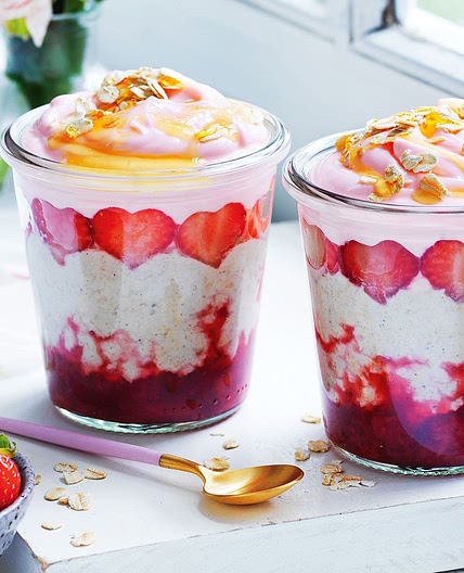 Strawberry and coconut bircher muesli
