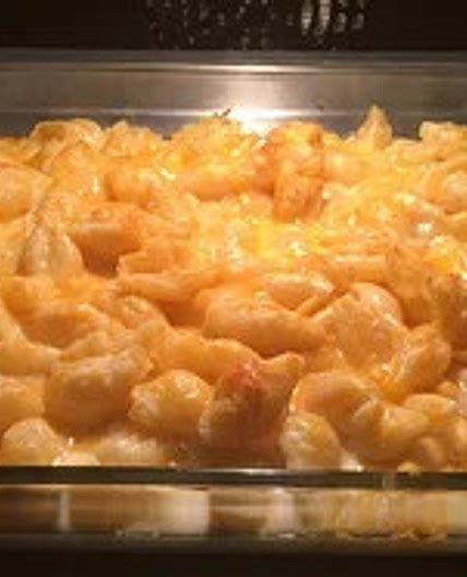 Simple Baked Mac and Cheese