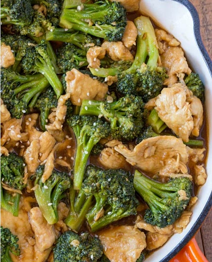 Chicken and Broccoli Stir Fry (4 points per cup)