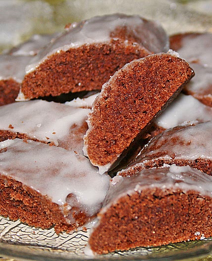 Christmas Cookie Alpenbrot - A German Lebkuchen • Best German Recipes