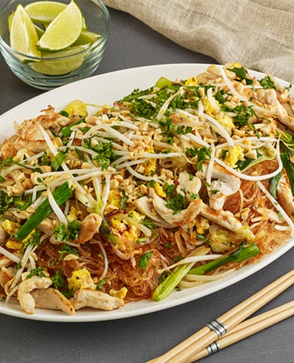 Easy Chicken-Sriracha Pad Thai Recipe