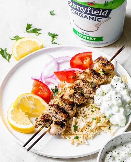 Grilled Kabobs with yogurt sauce (2 points 3/4 cup sauce)