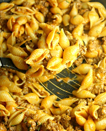 Cheesy Taco Pasta Shells!