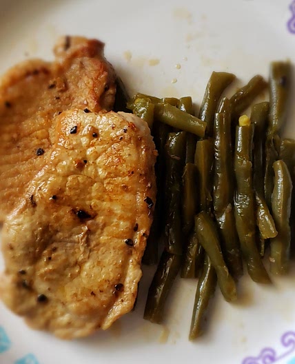 Instant Pot Pork Chops with Green Beans