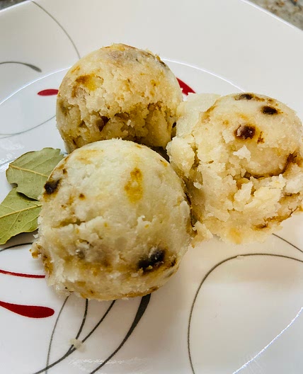 Mashed Potatoes with Sauteed Onions