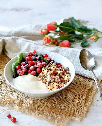 Crunchy Pecan & Cranberry Granola